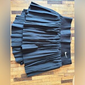 Nike skort size M